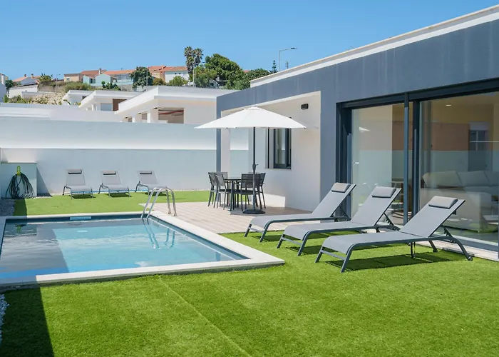 Aura With Private Pool Villa *